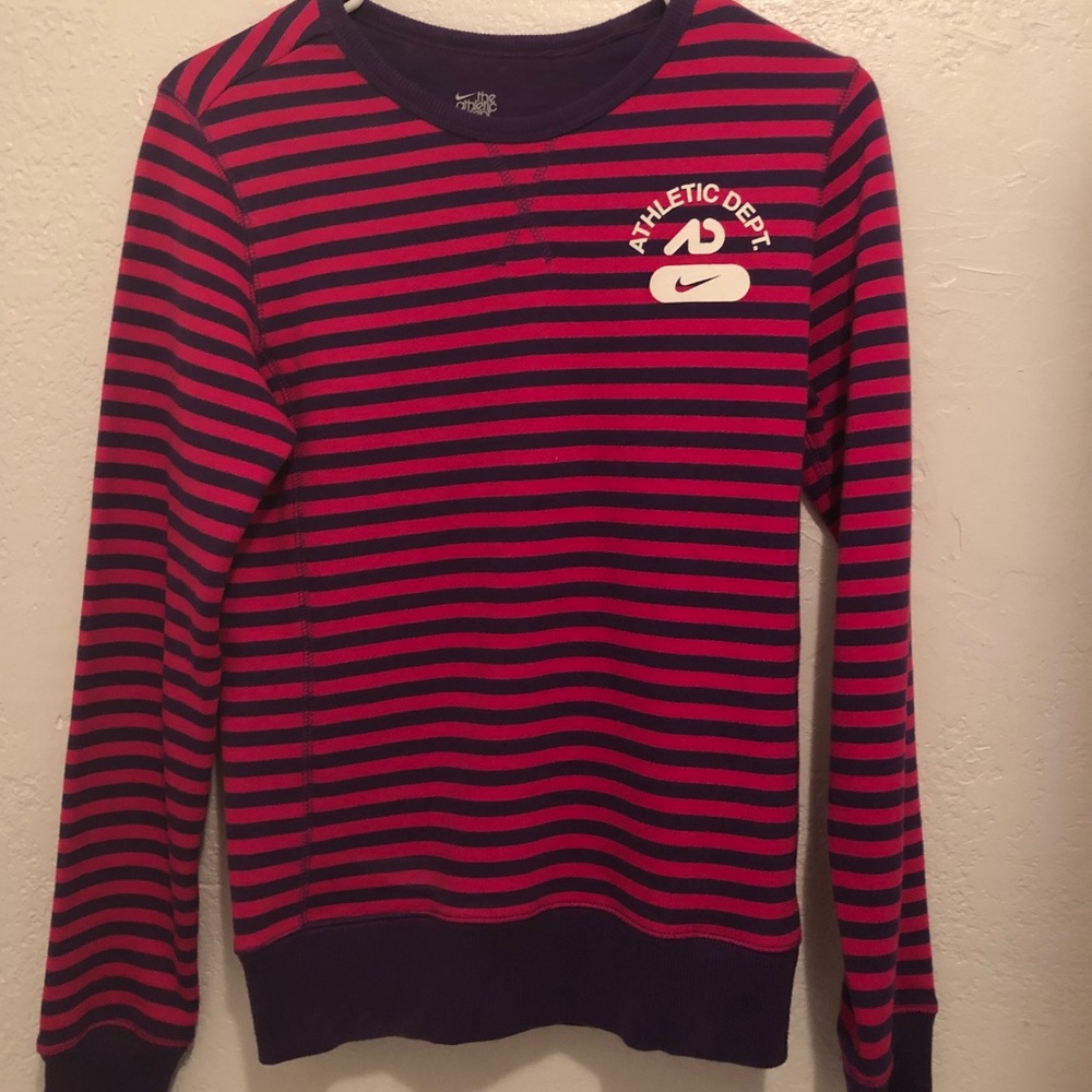 Nike sweater
